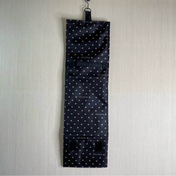 Mary Kay Travel Roll Up Hanging Organizer Black/Pink Hearts NEW - Picture 2 of 7